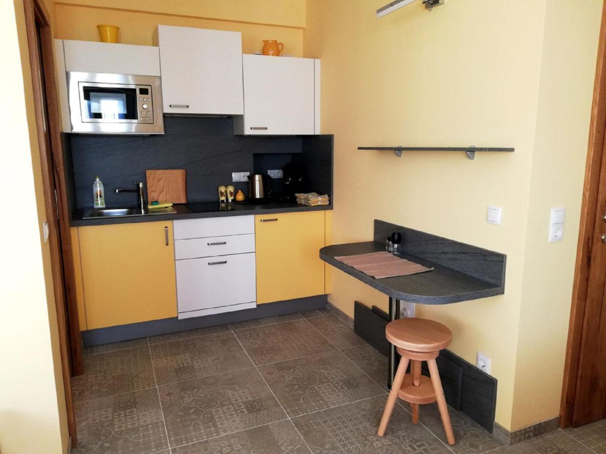Haus Monti Otel Maria Lanzendorf Dış mekan fotoğraf