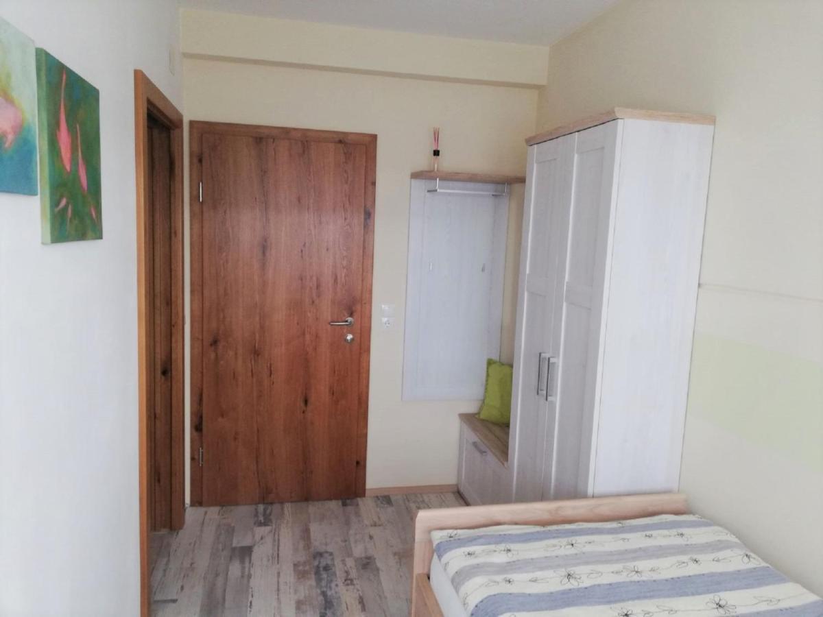 Haus Monti Otel Maria Lanzendorf Dış mekan fotoğraf